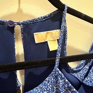 Michael Kors dress size M worn once, long sleeve with open shoulders.